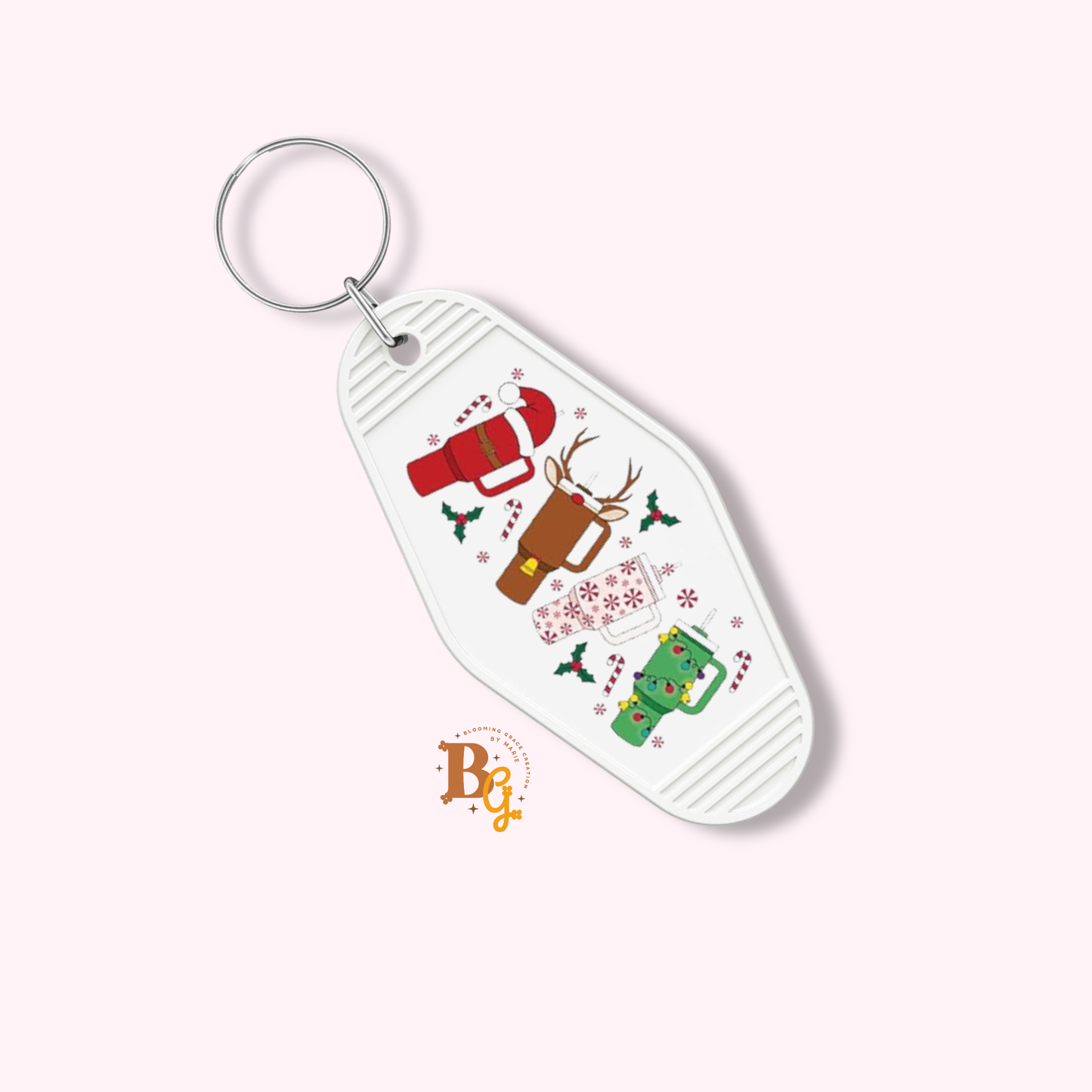 Christmas Coffee Cup Motel Keychain – Retro Holiday UV-DTF Key Tag